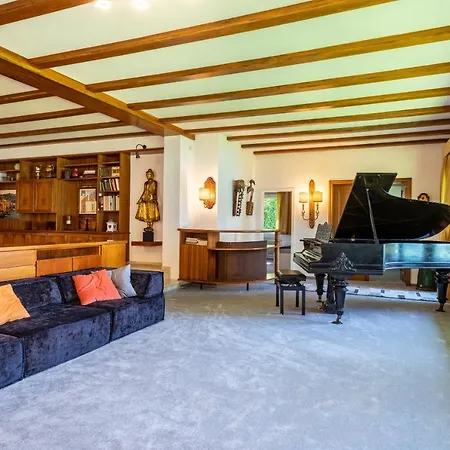 Noho Apartment *