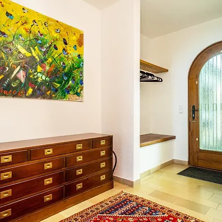 Apartment Noho *